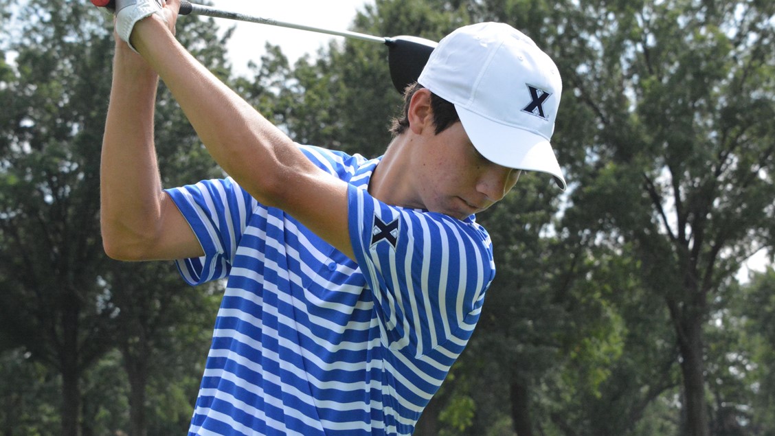 Men’s golf tees off at Loyola Intercollegiate, freshman Garrett Wood shoots 11 under par