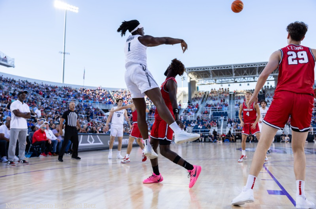 Xavier Basketball Shines Under the Sun 